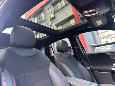 MERCEDES-BENZ GLA - 4