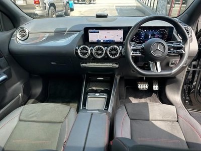 MERCEDES-BENZ GLA - 2