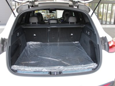 صورة مصغرة 23 لـ 2025 Mercedes-BENZ GLC AMG