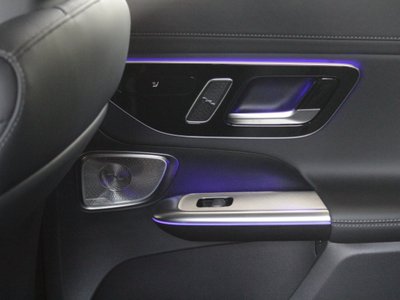 صورة مصغرة 17 لـ 2025 Mercedes-BENZ GLC AMG