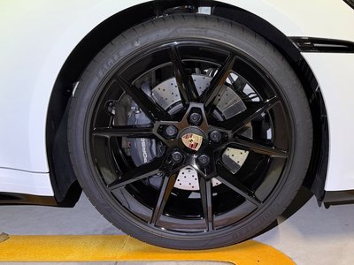 PORSCHE 911 CARRERA T - 8