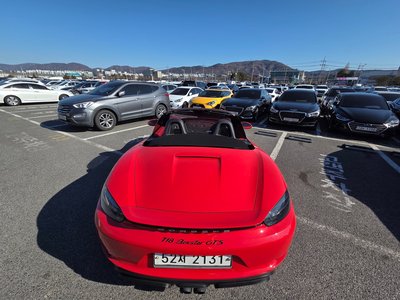 PORSCHE 718 BOXSTER - 2