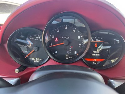 PORSCHE 718 BOXSTER - 10