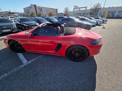 PORSCHE 718 BOXSTER - 4