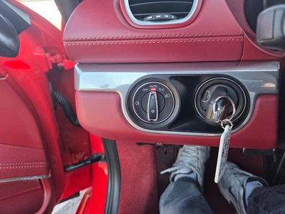 PORSCHE 718 BOXSTER - 8