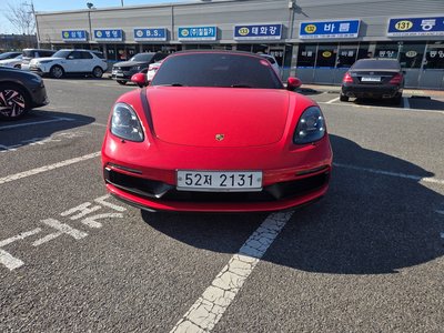PORSCHE 718 BOXSTER - 1