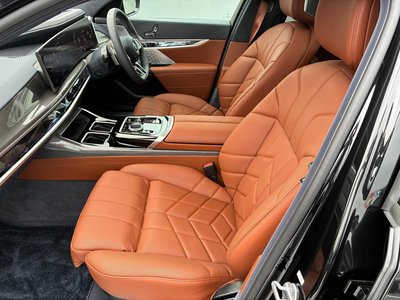 صورة مصغرة 115 لـ 2026 BMW 7 SERIES