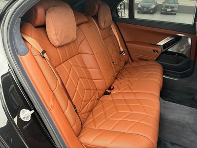 صورة مصغرة 27 لـ 2026 BMW 7 SERIES