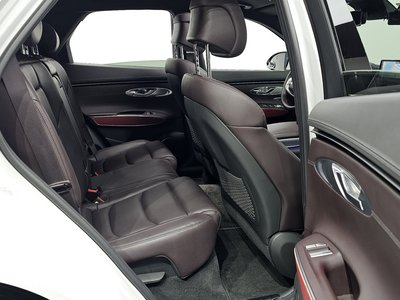 صورة مصغرة 18 لـ 2022 Genesis GV70