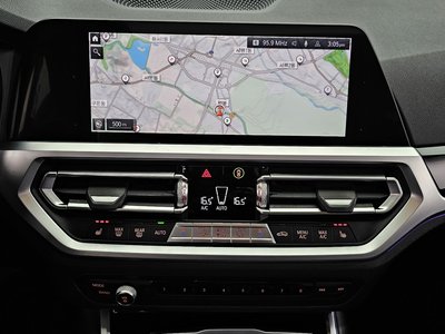 صورة مصغرة 15 لـ 2020 BMW 3 SERIES