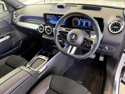MERCEDES-BENZ GLB - 10