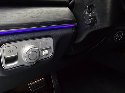 2025 Mercedes-BENZ GLE — миниатюра 28