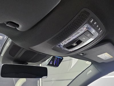 2025 Mercedes-BENZ GLE — миниатюра 32