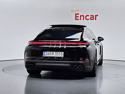 PORSCHE PANAMERA - 4