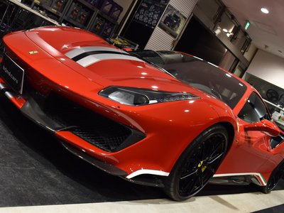 FERRARI 488 PISTA - 2