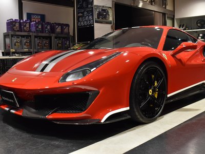 FERRARI 488 PISTA - 7