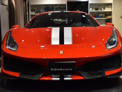 FERRARI 488 PISTA - 6