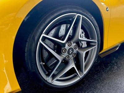 صورة 16 لـ 2021 Ferrari F8 SPIDER