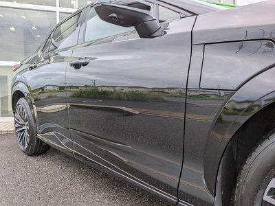 2023 Lexus RZ 照片 8