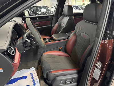 BENTLEY BENTAYGA - 8