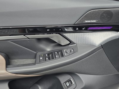 صورة مصغرة 34 لـ 2023 BMW 5 SERIES