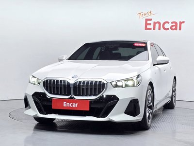 صورة 3 لـ 2023 BMW 5 SERIES