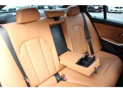 صورة مصغرة 36 لـ 2019 BMW 3 SERIES