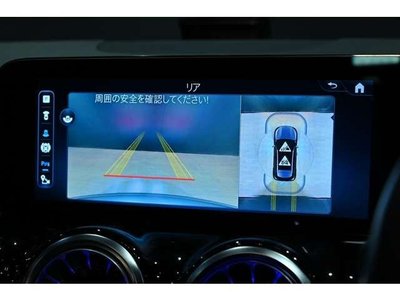 MERCEDES-BENZ GLA - 4