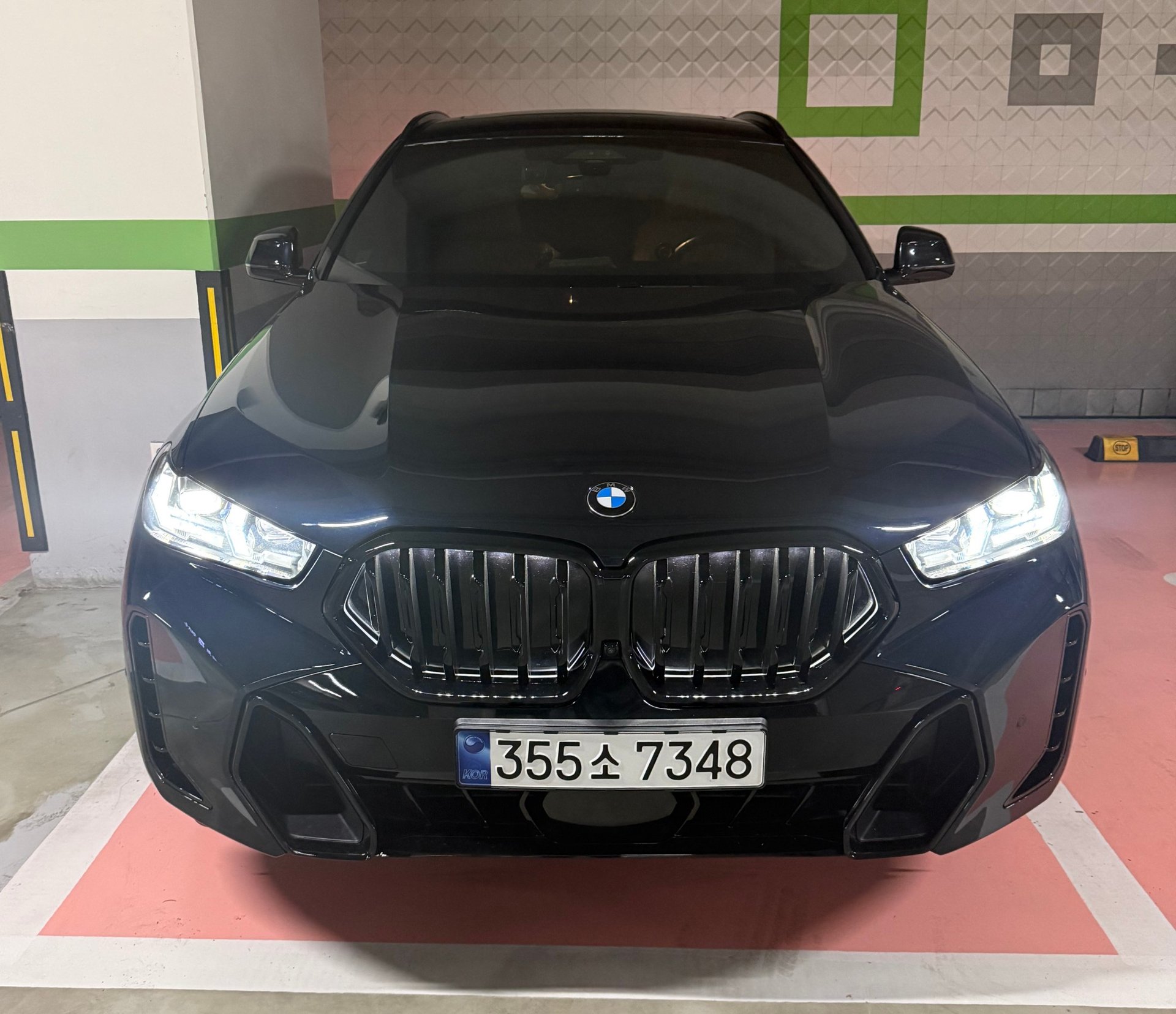 BMW X6 - View 1