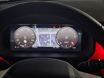 LAND ROVER DEFENDER - 9