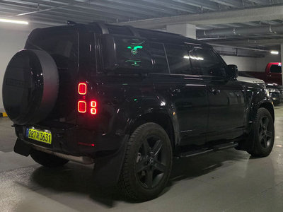 LAND ROVER DEFENDER - 2