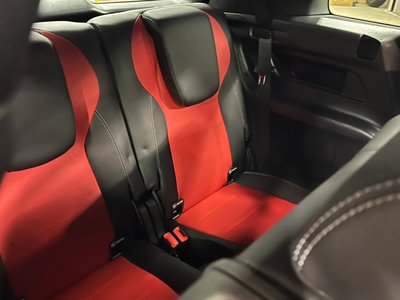 MERCEDES-BENZ GLB - 9