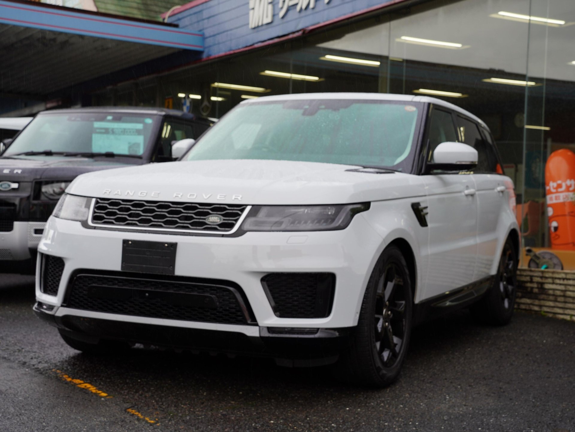 LAND ROVER RANGE ROVER SPORT - View 1