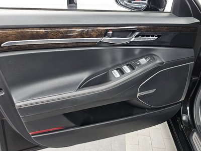 2019 Genesis G90 — миниатюра 14