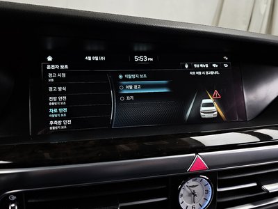 2019 Genesis G90 — миниатюра 35