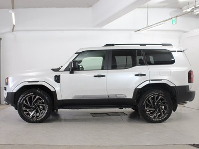 TOYOTA LAND CRUISER 250 - 7