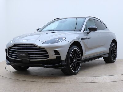 ASTON MARTIN DBX