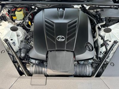 صورة 41 لـ 2017 Lexus LC