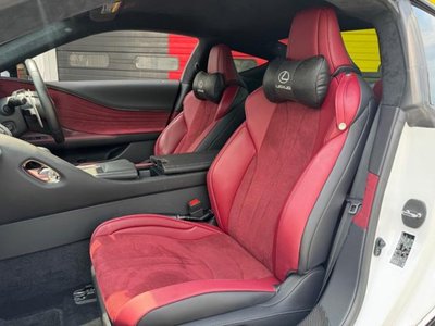 صورة 20 لـ 2017 Lexus LC