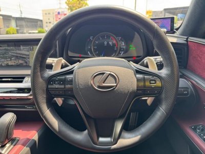 صورة 5 لـ 2017 Lexus LC