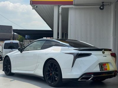 صورة 37 لـ 2017 Lexus LC