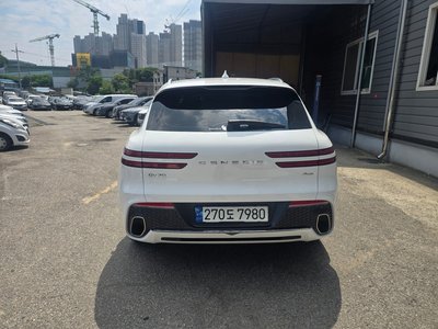 GENESIS GV70 - 3
