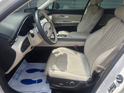 GENESIS GV70 - 10