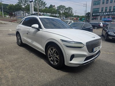 GENESIS GV70 - 1
