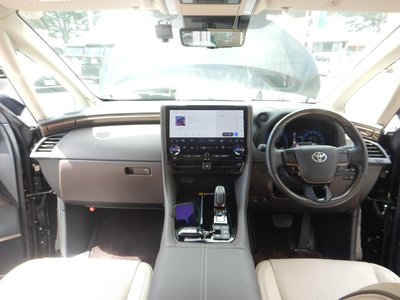 2024 Toyota ALPHARD 缩略图 7