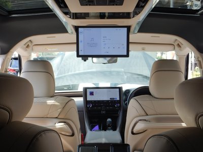 2024 Toyota ALPHARD 缩略图 9