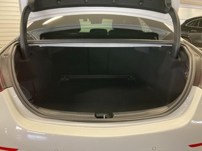 MERCEDES-BENZ C-CLASS - 10