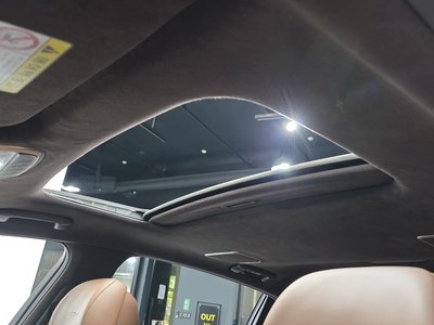 2020 Genesis G90 缩略图 19