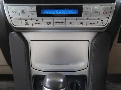2022 Toyota LAND CRUISER PRADO — миниатюра 23
