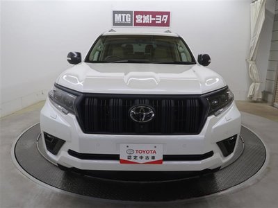 2022 Toyota LAND CRUISER PRADO — миниатюра 13
